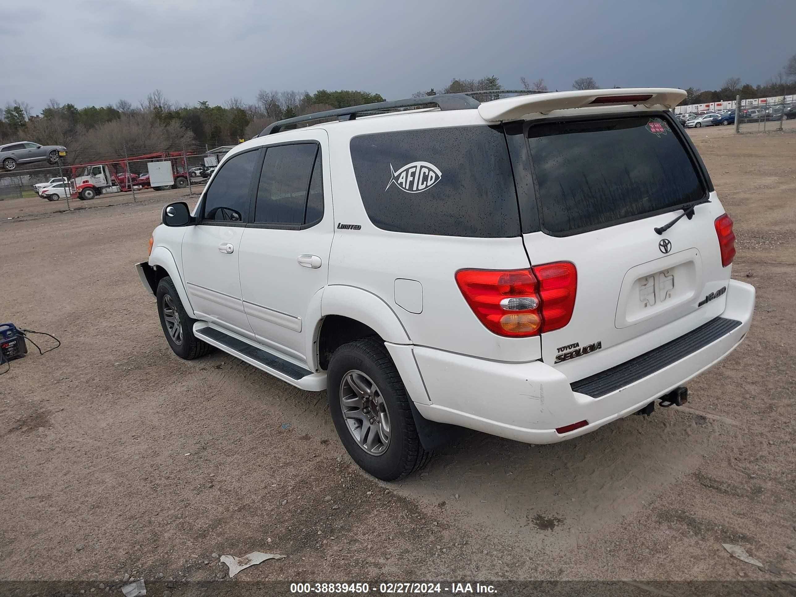 Photo 2 VIN: 5TDBT48A83S173450 - TOYOTA SEQUOIA 