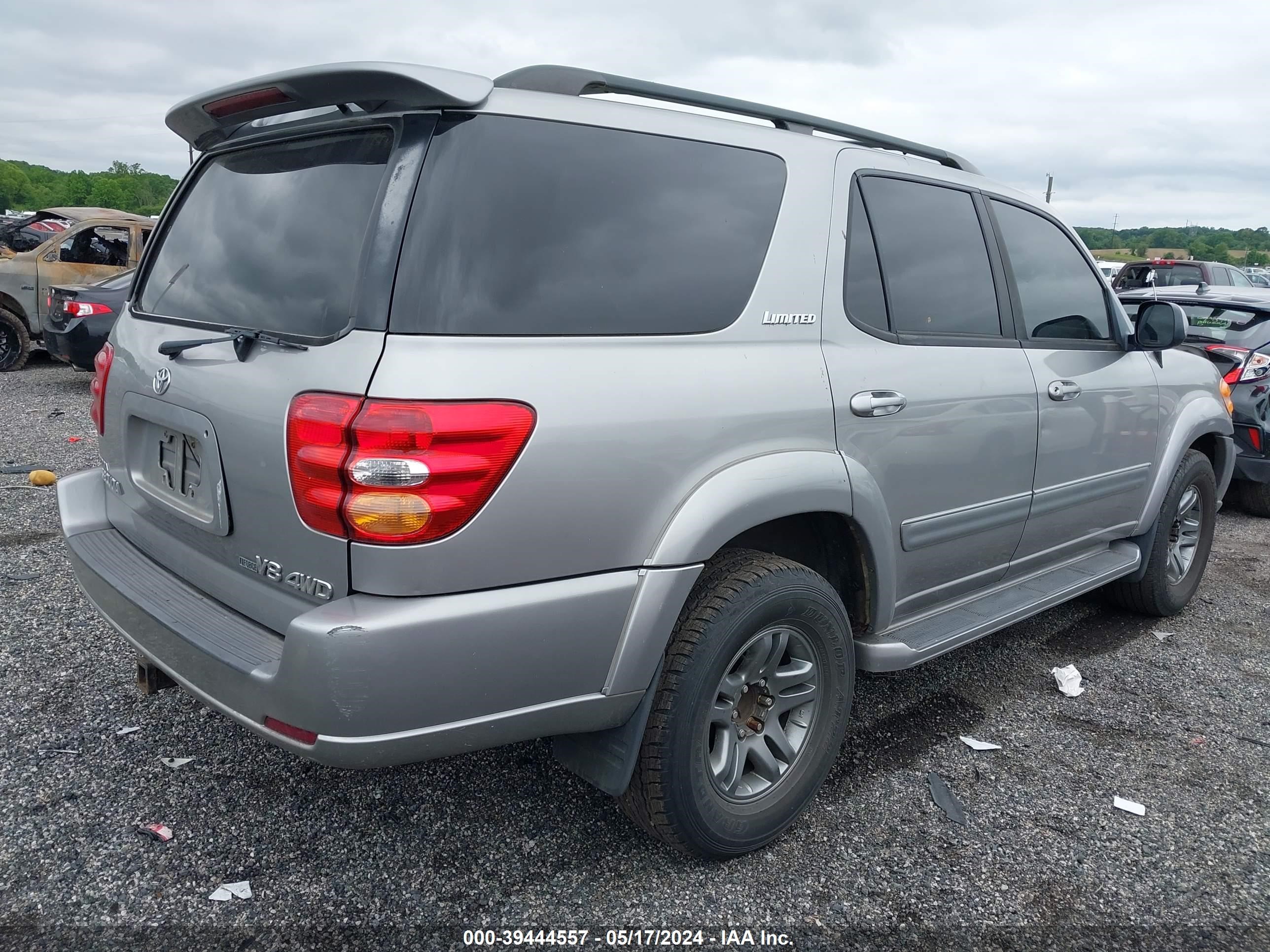 Photo 3 VIN: 5TDBT48A94S208627 - TOYOTA SEQUOIA 