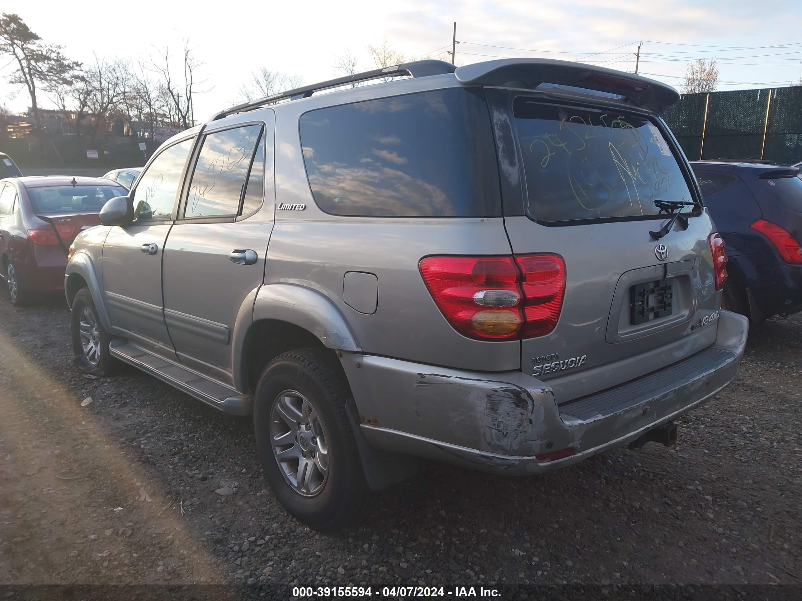 Photo 2 VIN: 5TDBT48AX3S146105 - TOYOTA SEQUOIA 