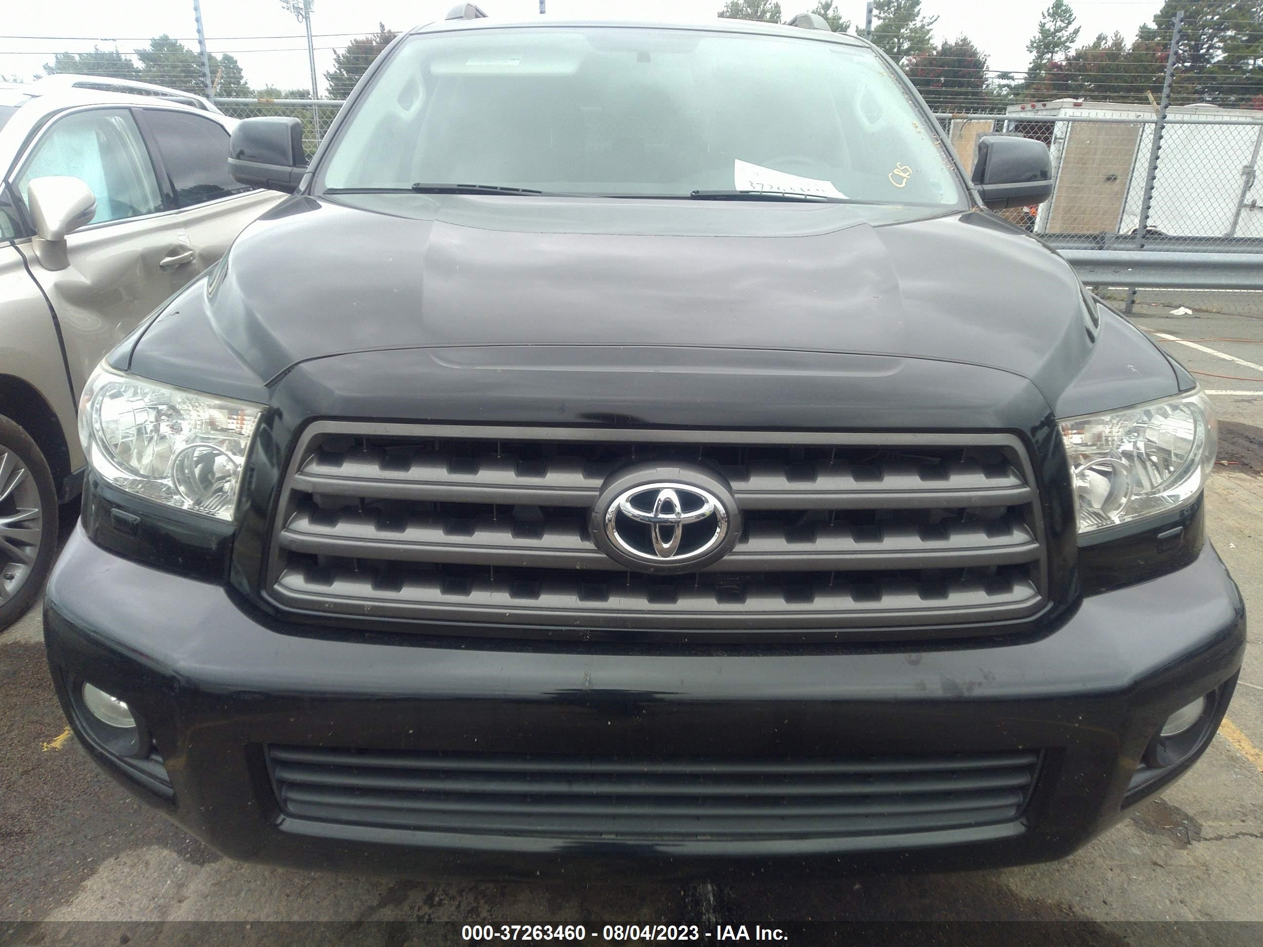 Photo 11 VIN: 5TDBW5G13ES108538 - TOYOTA SEQUOIA 