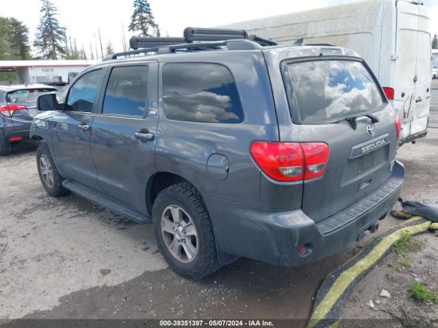 Photo 2 VIN: 5TDBW5G13FS113241 - TOYOTA SEQUOIA 