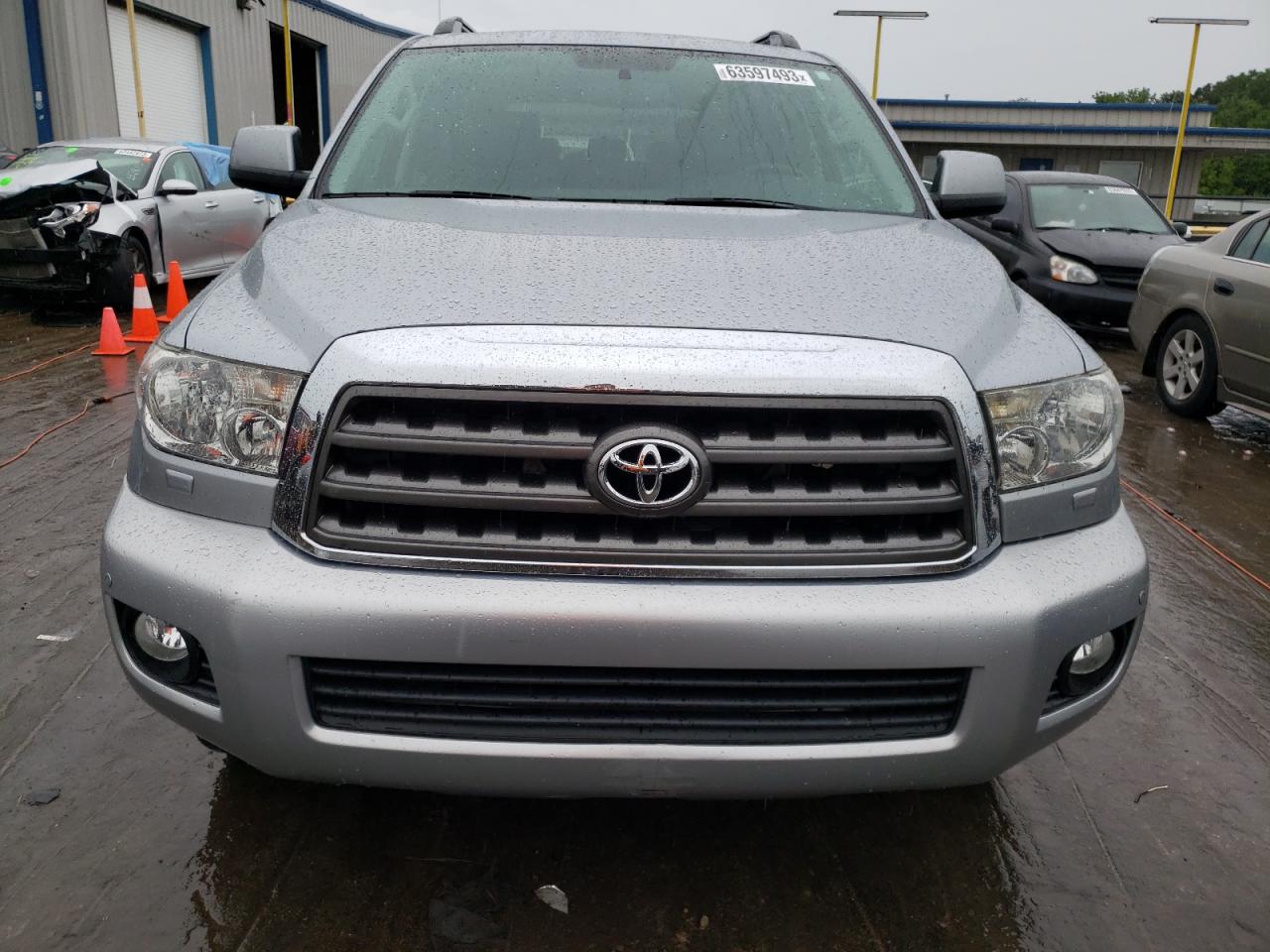 Photo 4 VIN: 5TDBW5G15GS143584 - TOYOTA SEQUOIA 