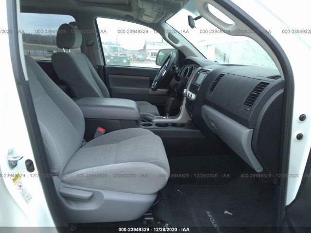 Photo 4 VIN: 5TDBW5G19GS132555 - TOYOTA SEQUOIA 