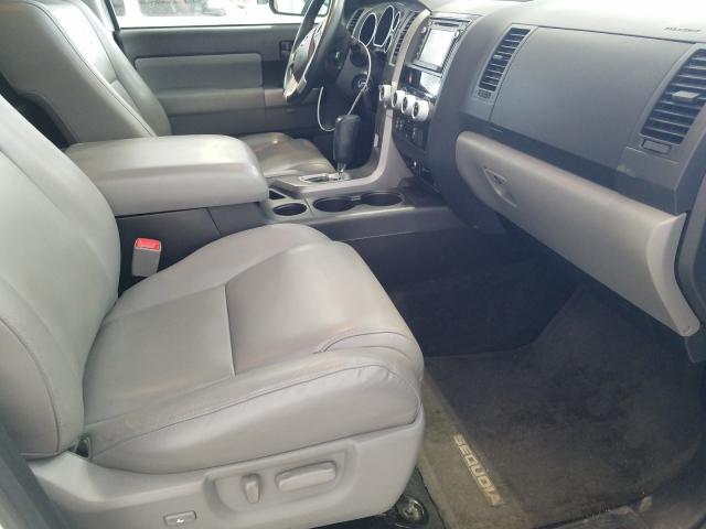 Photo 4 VIN: 5TDBW5G1XFS119375 - TOYOTA SEQUOIA SR 