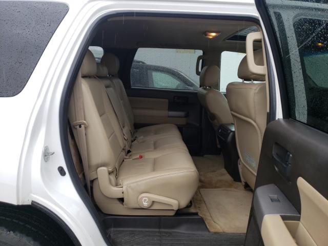 Photo 5 VIN: 5TDBY5G17AS033699 - TOYOTA SEQUOIA SR 