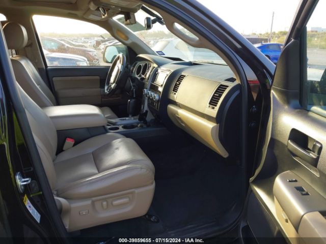 Photo 4 VIN: 5TDBY5G17GS134542 - TOYOTA SEQUOIA 