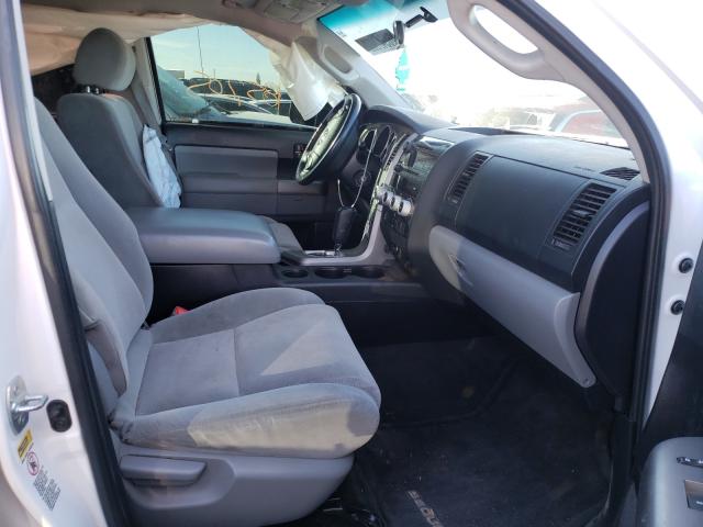 Photo 4 VIN: 5TDBY5G18CS057030 - TOYOTA SEQUOIA SR 