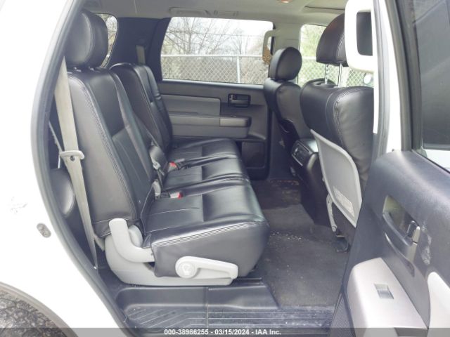 Photo 7 VIN: 5TDBY5G19ES103273 - TOYOTA SEQUOIA 