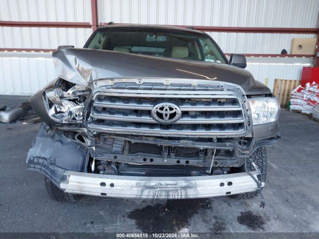 Photo 5 VIN: 5TDBY5G19GS146305 - TOYOTA SEQUOIA 