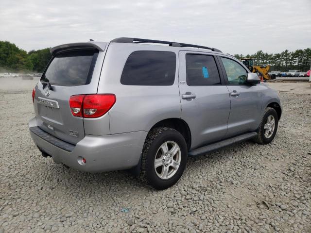 Photo 2 VIN: 5TDBY5G1XBS043399 - TOYOTA SEQUOIA SR 