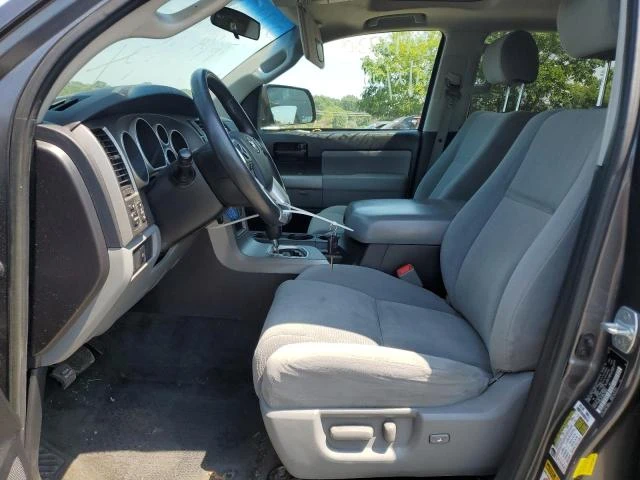 Photo 6 VIN: 5TDBY5G1XGS146670 - TOYOTA SEQUOIA SR 