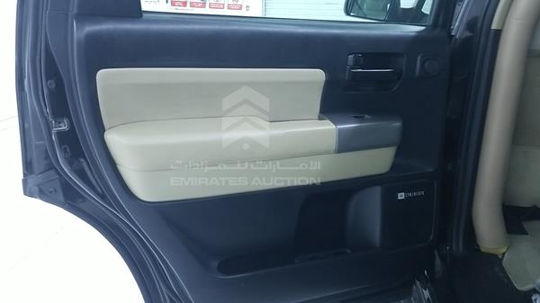 Photo 20 VIN: 5TDBY64A2CS061794 - TOYOTA SEQUOIA 