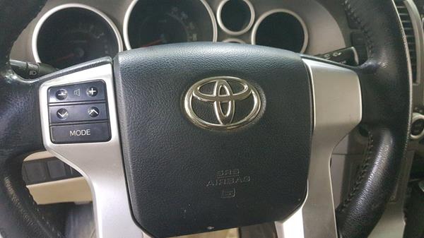 Photo 13 VIN: 5TDBY64A3ES098906 - TOYOTA SEQUOIA 