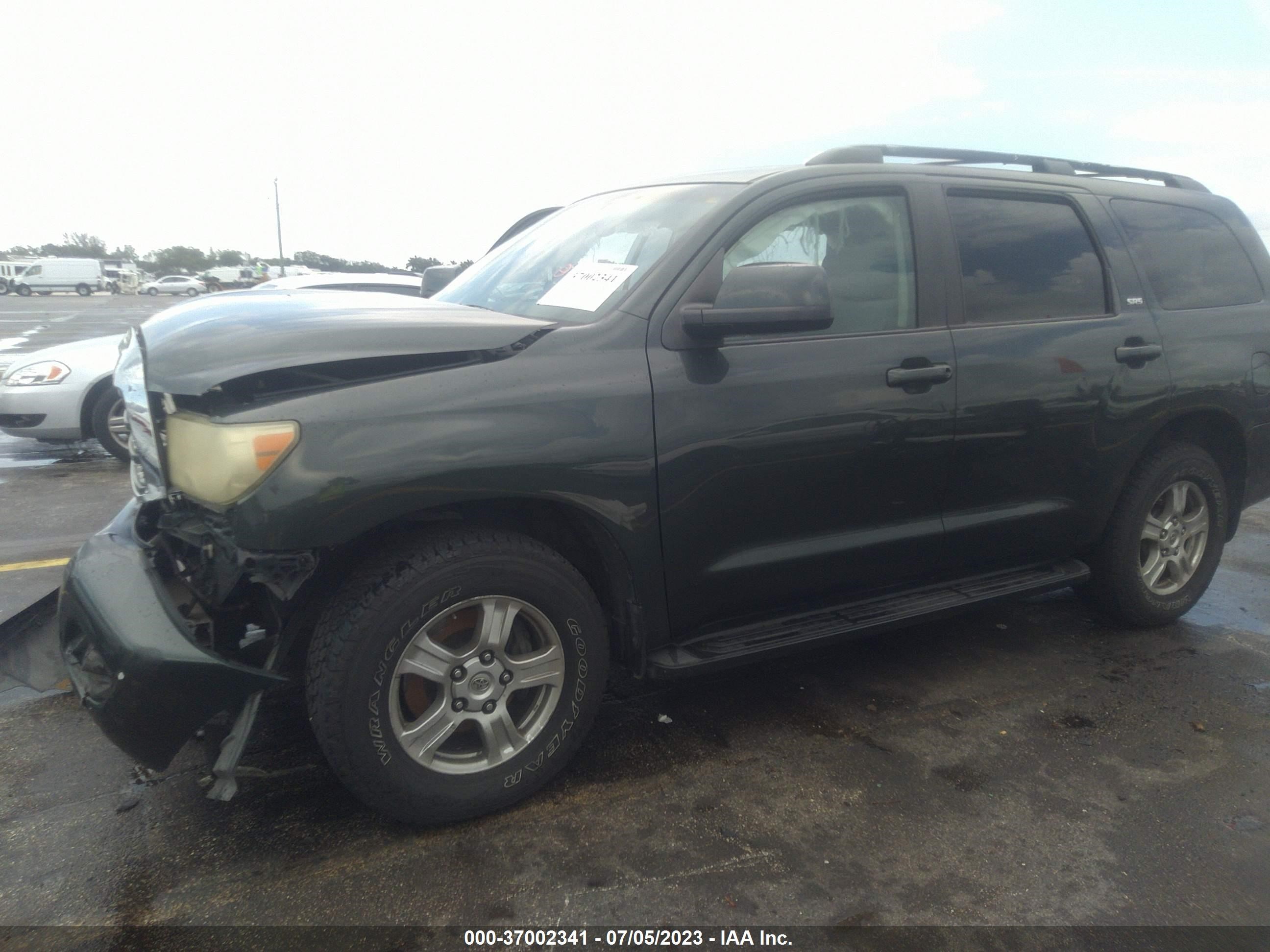 Photo 1 VIN: 5TDBY64A58S008434 - TOYOTA SEQUOIA 