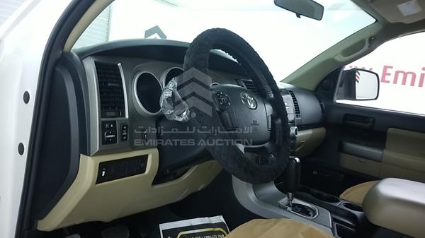 Photo 10 VIN: 5TDBY64A6DS091074 - TOYOTA SEQUOIA 