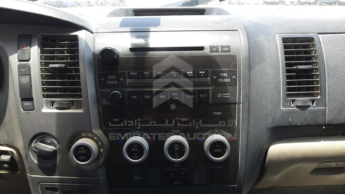 Photo 16 VIN: 5TDBY64A8CS055580 - TOYOTA SEQUOIA 