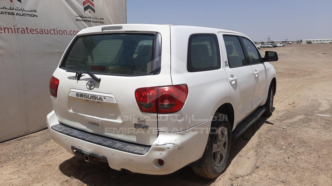 Photo 8 VIN: 5TDBY64A8CS055580 - TOYOTA SEQUOIA 