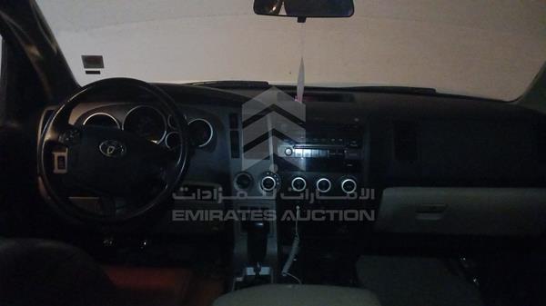 Photo 15 VIN: 5TDBY64A9CS063641 - TOYOTA SEQUOIA 