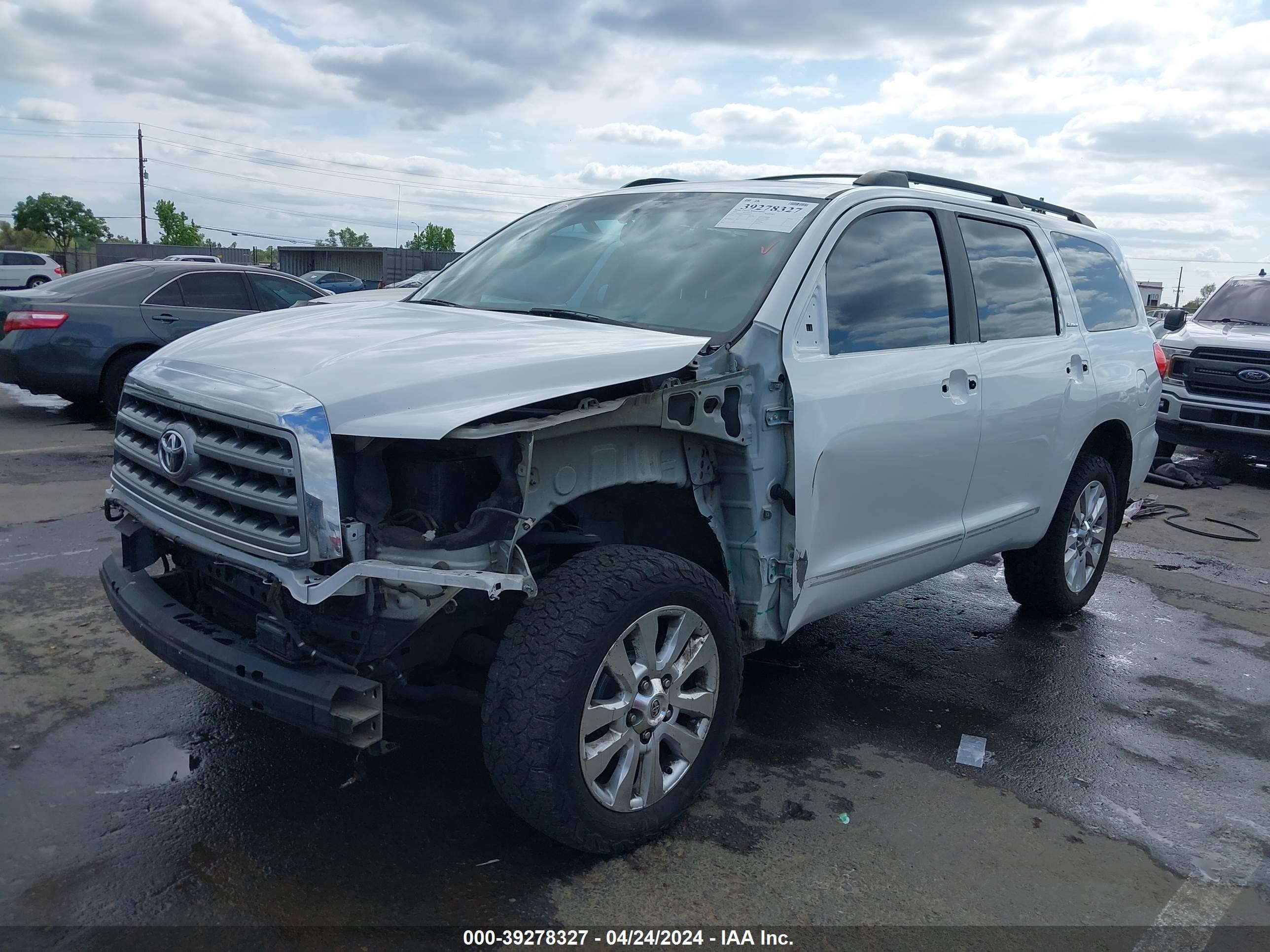 Photo 1 VIN: 5TDBY67A38S008749 - TOYOTA SEQUOIA 