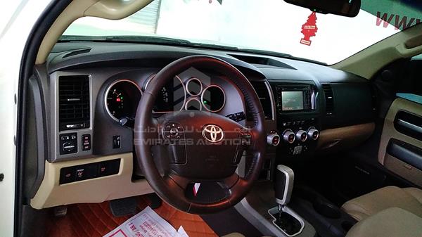 Photo 10 VIN: 5TDBY68A0AS035685 - TOYOTA SEQUOIA 