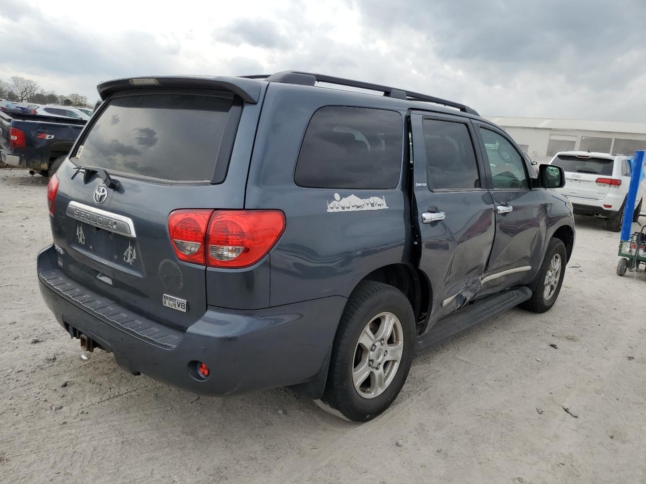 Photo 2 VIN: 5TDBY68A68S007710 - TOYOTA SEQUOIA 