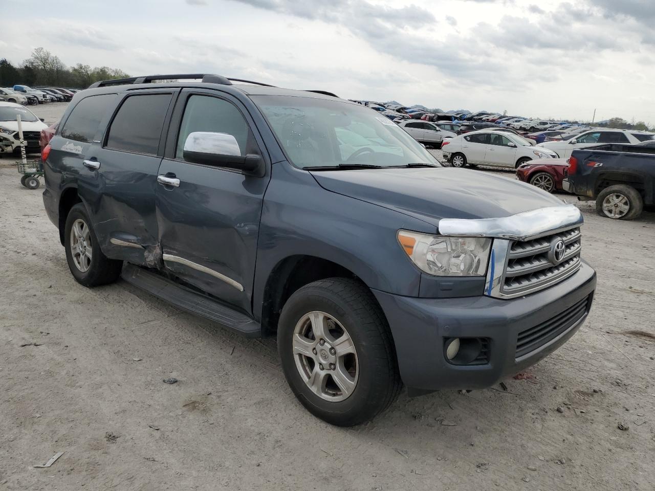 Photo 3 VIN: 5TDBY68A68S007710 - TOYOTA SEQUOIA 