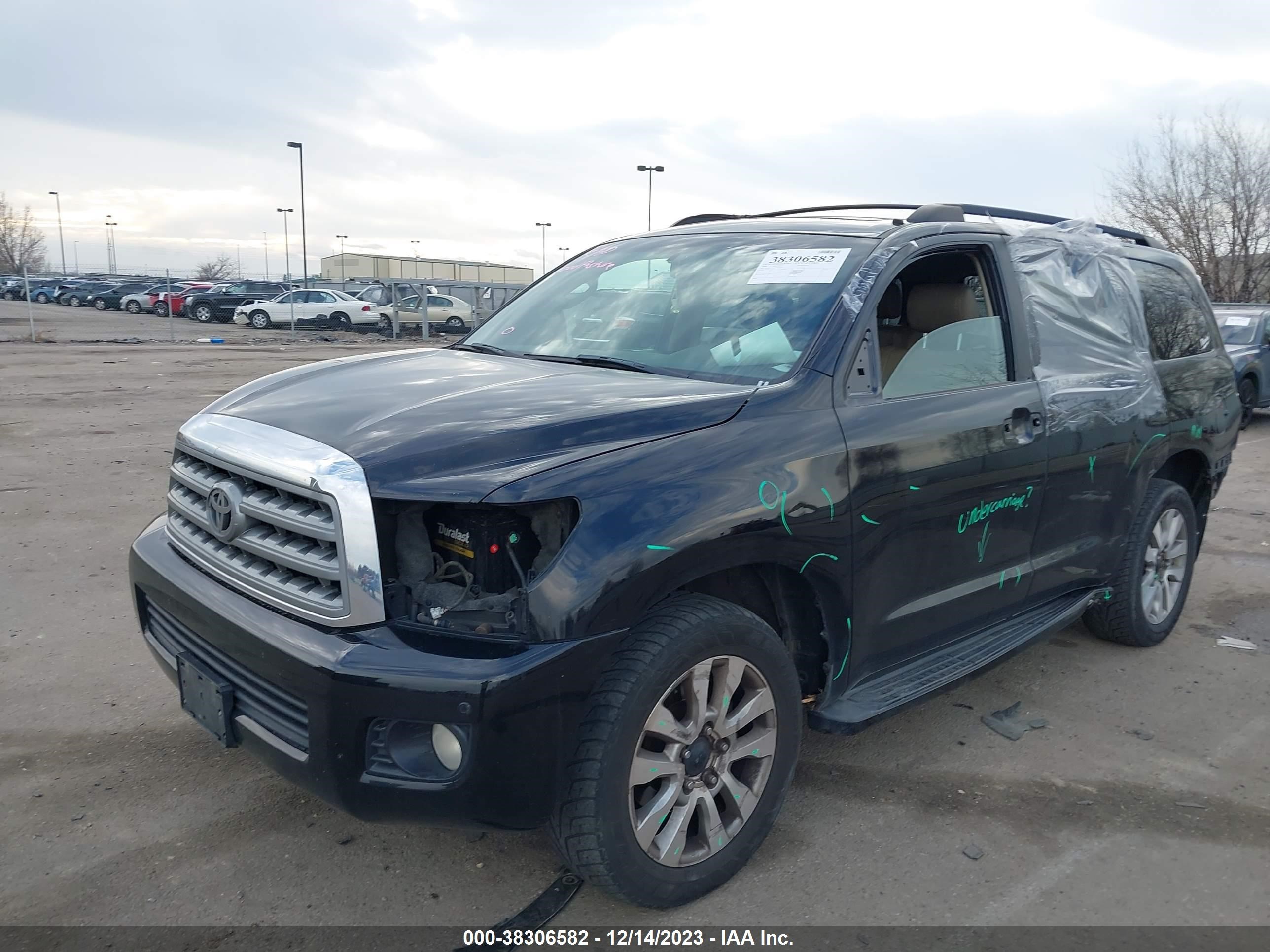 Photo 1 VIN: 5TDBY68A98S023528 - TOYOTA SEQUOIA 