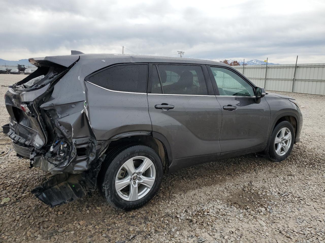 Photo 2 VIN: 5TDBZRBH4MS155336 - TOYOTA HIGHLANDER 