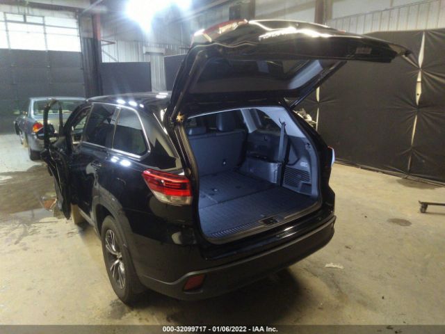 Photo 2 VIN: 5TDBZRFH0HS370907 - TOYOTA HIGHLANDER 