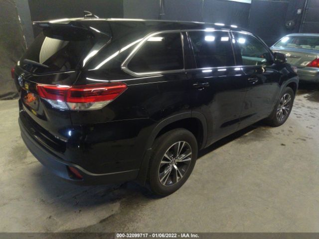 Photo 3 VIN: 5TDBZRFH0HS370907 - TOYOTA HIGHLANDER 