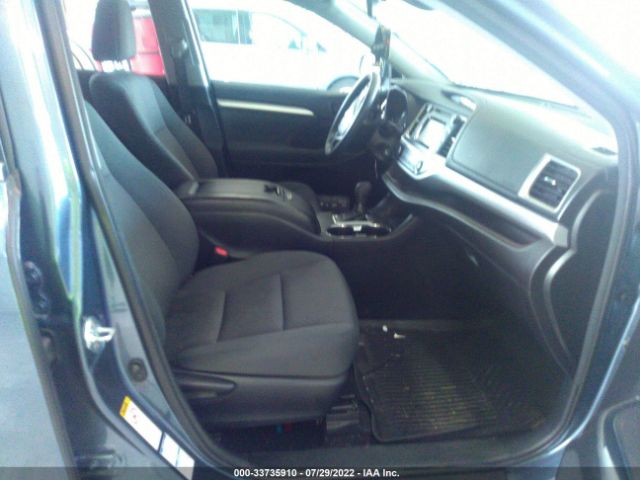 Photo 4 VIN: 5TDBZRFH0JS818908 - TOYOTA HIGHLANDER 