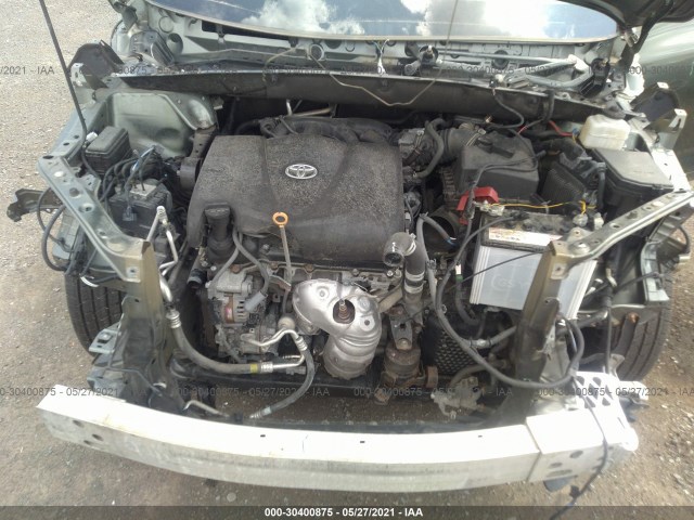 Photo 9 VIN: 5TDBZRFH0JS820920 - TOYOTA HIGHLANDER 