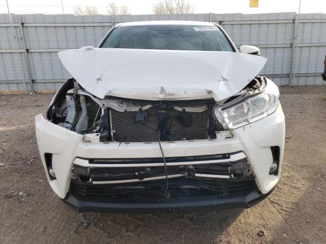 Photo 4 VIN: 5TDBZRFH0JS848149 - TOYOTA HIGHLANDER 