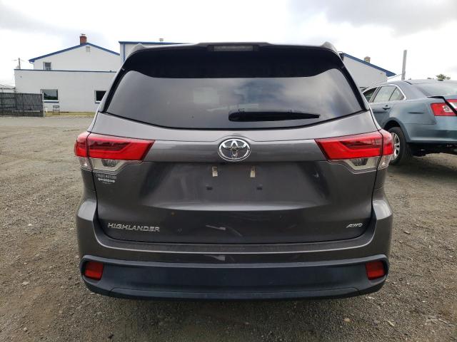 Photo 5 VIN: 5TDBZRFH0JS877179 - TOYOTA HIGHLANDER 