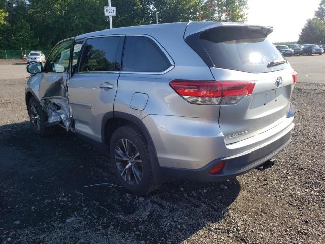 Photo 2 VIN: 5TDBZRFH0KS932019 - TOYOTA HIGHLANDER 