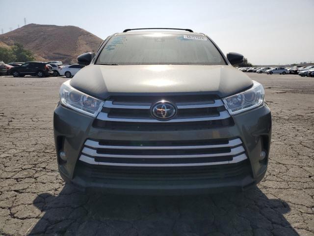 Photo 4 VIN: 5TDBZRFH0KS947202 - TOYOTA HIGHLANDER 