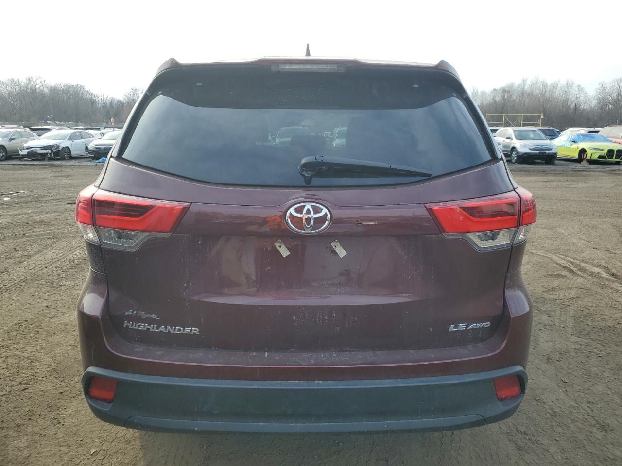 Photo 5 VIN: 5TDBZRFH0KS974920 - TOYOTA HIGHLANDER 