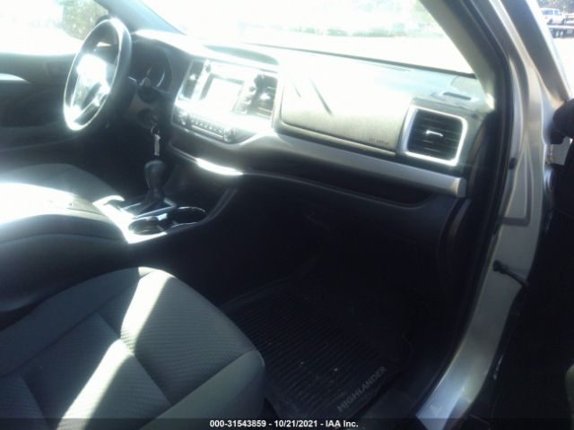 Photo 4 VIN: 5TDBZRFH0KS984783 - TOYOTA HIGHLANDER 