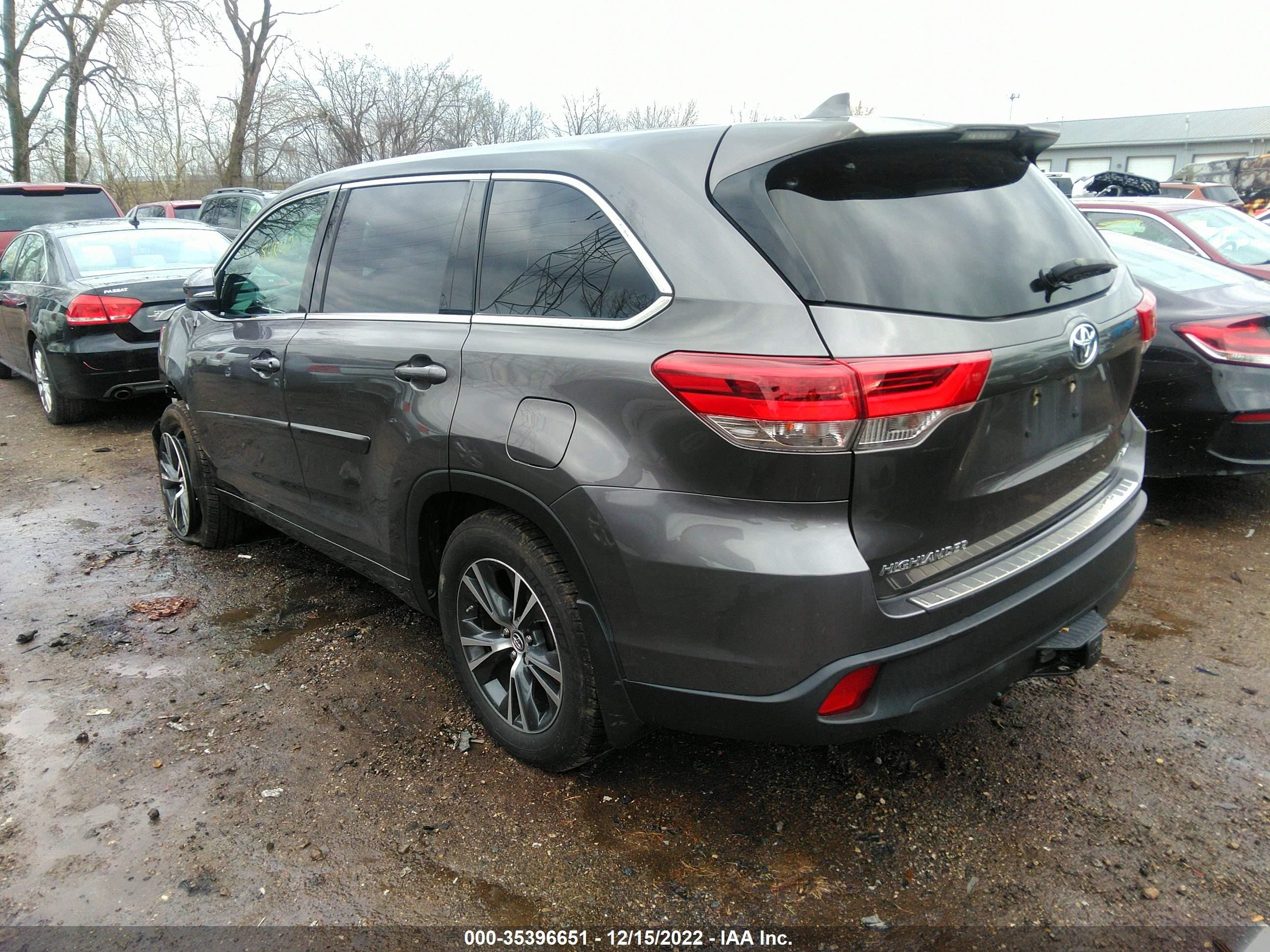 Photo 2 VIN: 5TDBZRFH1HS386632 - TOYOTA HIGHLANDER 