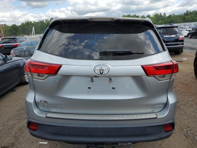 Photo 5 VIN: 5TDBZRFH1JS829285 - TOYOTA HIGHLANDER 