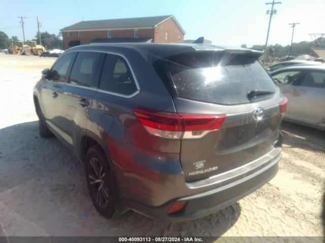 Photo 2 VIN: 5TDBZRFH1JS866353 - TOYOTA HIGHLANDER 