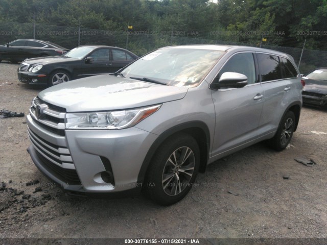 Photo 1 VIN: 5TDBZRFH1JS914837 - TOYOTA HIGHLANDER 