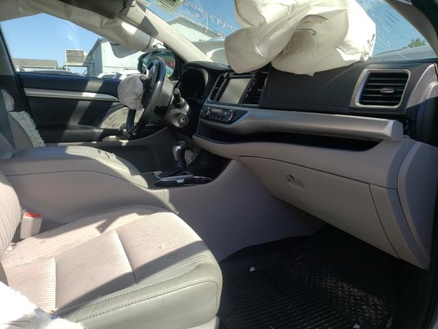 Photo 4 VIN: 5TDBZRFH2JS820997 - TOYOTA HIGHLANDER 