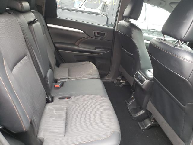 Photo 5 VIN: 5TDBZRFH2JS838433 - TOYOTA HIGHLANDER 