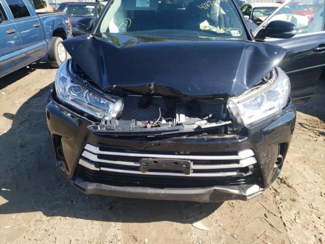 Photo 6 VIN: 5TDBZRFH2JS844541 - TOYOTA HIGHLANDER 