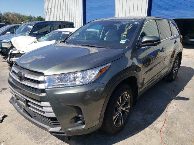 Photo 1 VIN: 5TDBZRFH2JS875398 - TOYOTA HIGHLANDER 