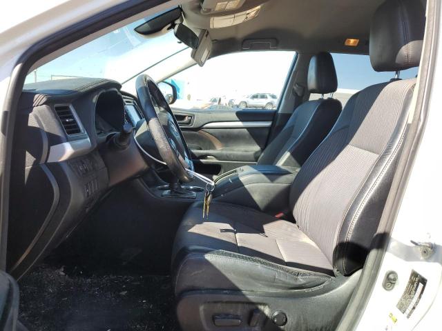 Photo 6 VIN: 5TDBZRFH2JS900400 - TOYOTA HIGHLANDER 