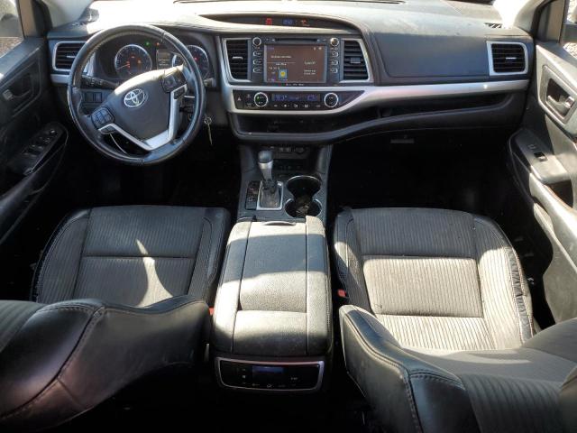 Photo 7 VIN: 5TDBZRFH2JS900400 - TOYOTA HIGHLANDER 