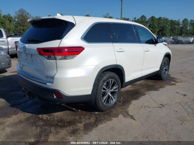 Photo 3 VIN: 5TDBZRFH2KS723106 - TOYOTA HIGHLANDER 