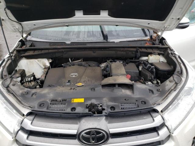 Photo 10 VIN: 5TDBZRFH3HS402197 - TOYOTA HIGHLANDER 